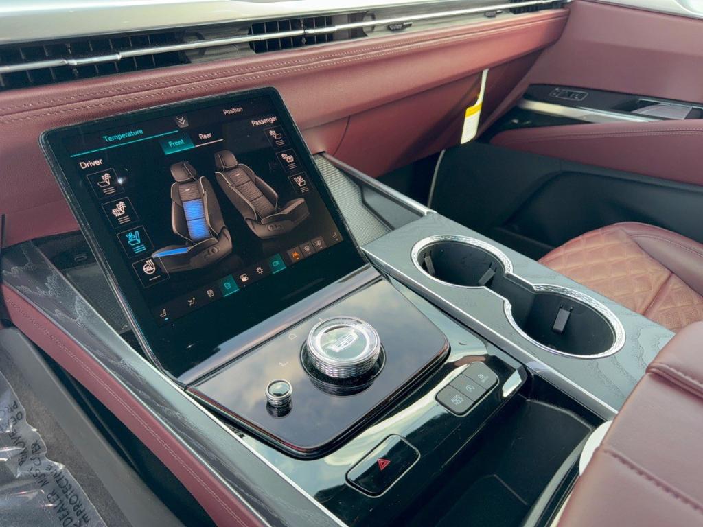 صورة مصغرة 22 لـ 2026 Cadillac ESCALADE ESV SPORT