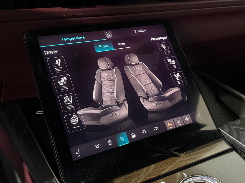 صورة مصغرة 32 لـ 2026 Cadillac ESCALADE SPORT