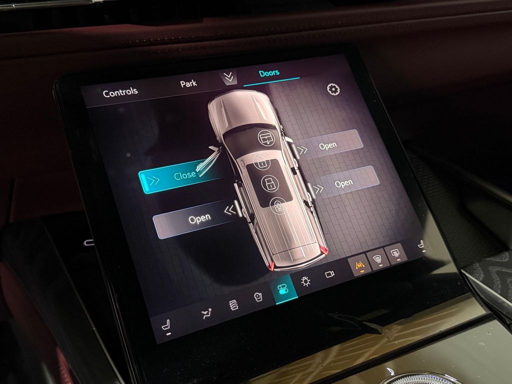 صورة مصغرة 30 لـ 2026 Cadillac ESCALADE SPORT