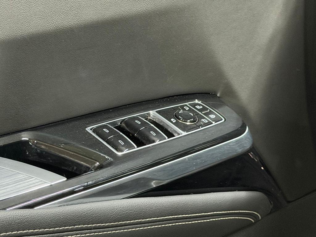 2026 Cadillac ESCALADE LUXURY — миниатюра 30