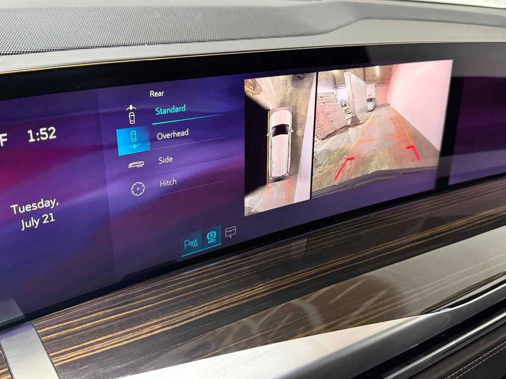 2026 Cadillac ESCALADE LUXURY — миниатюра 18