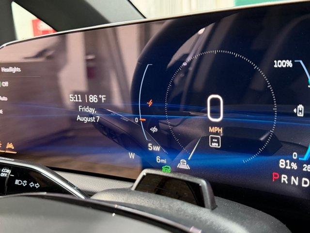 2027 Cadillac OPTIQ SPORT — миниатюра 31