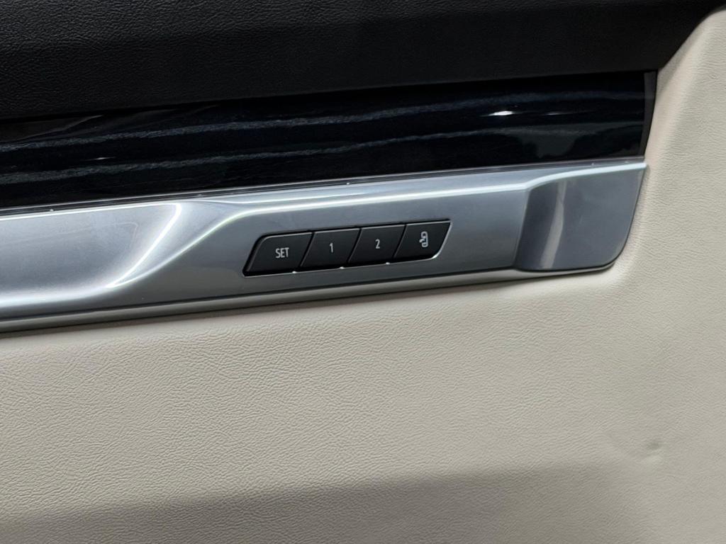 صورة مصغرة 16 لـ 2025 Cadillac ESCALADE SPORT