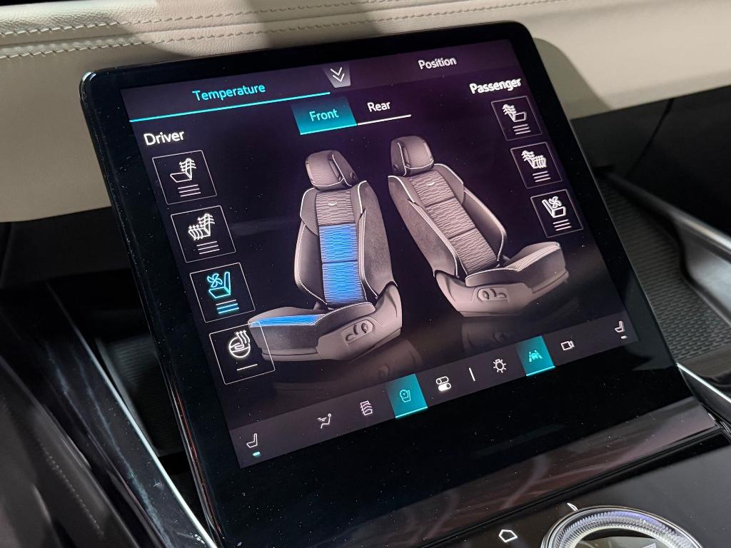صورة مصغرة 39 لـ 2025 Cadillac ESCALADE SPORT