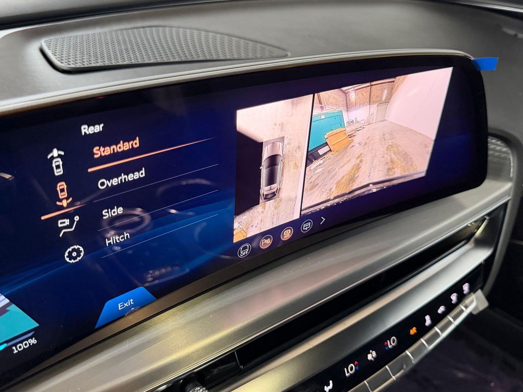 2027 Cadillac LYRIQ SPORT — миниатюра 29