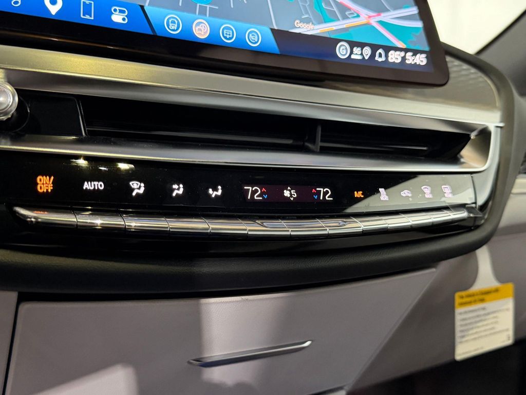 2027 Cadillac LYRIQ SPORT thumbnail 21
