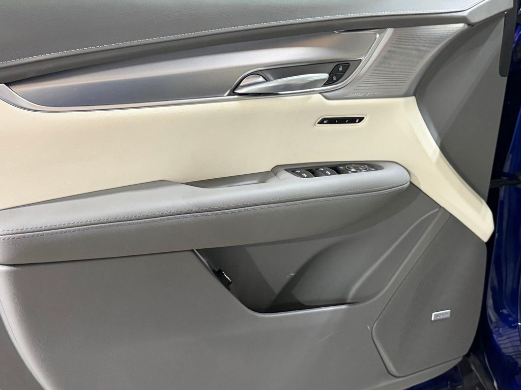 صورة مصغرة 12 لـ 2026 Cadillac XT5 PREMIUM LUXURY