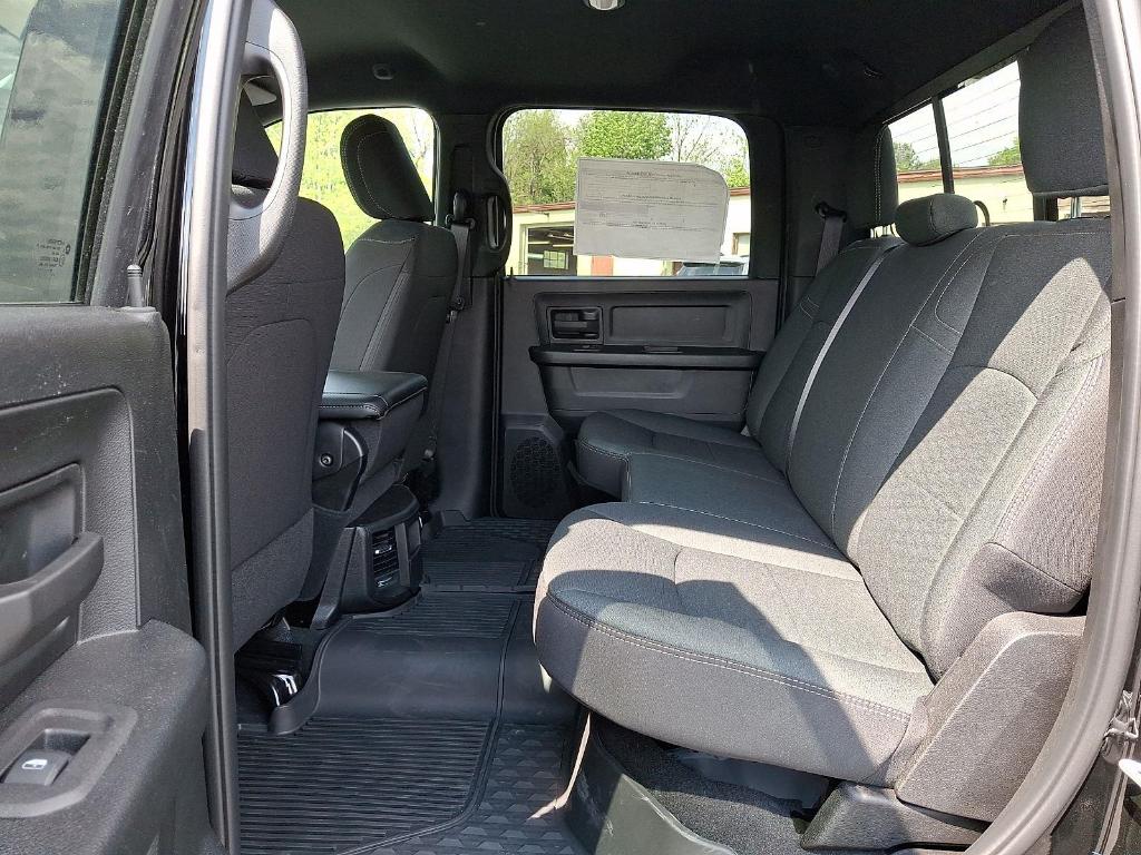 2026 RAM 2500 BLACK EXPRESS 照片 6