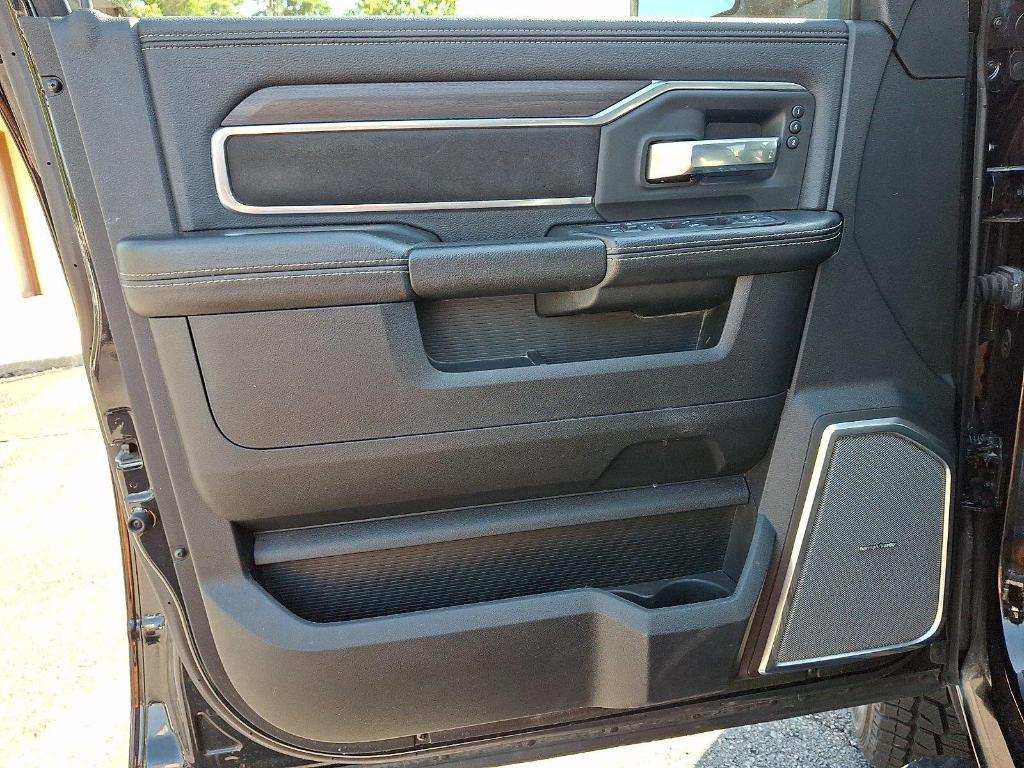 صورة مصغرة 13 لـ 2025 RAM 2500 LARAMIE