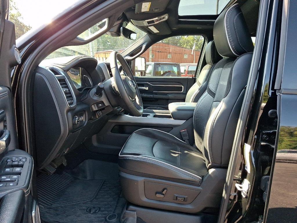 صورة مصغرة 15 لـ 2025 RAM 2500 LARAMIE