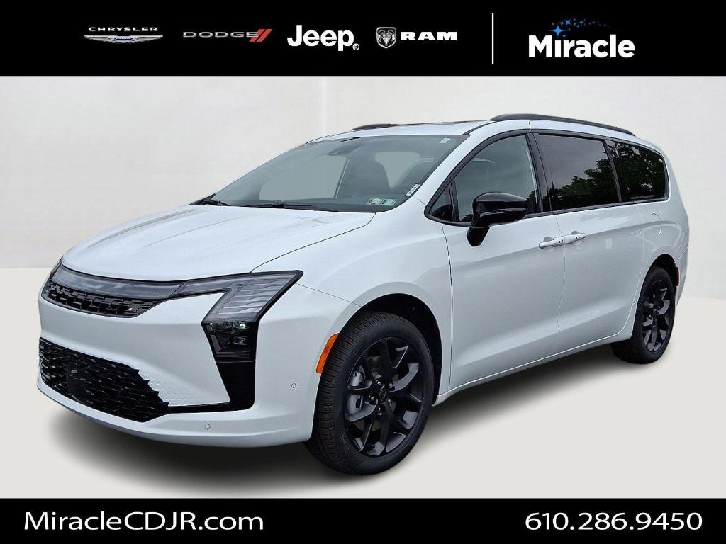 New 2027 Chrysler Pacifica LIMITED
