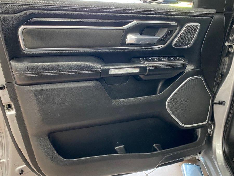 صورة مصغرة 27 لـ 2022 RAM 1500 LARAMIE