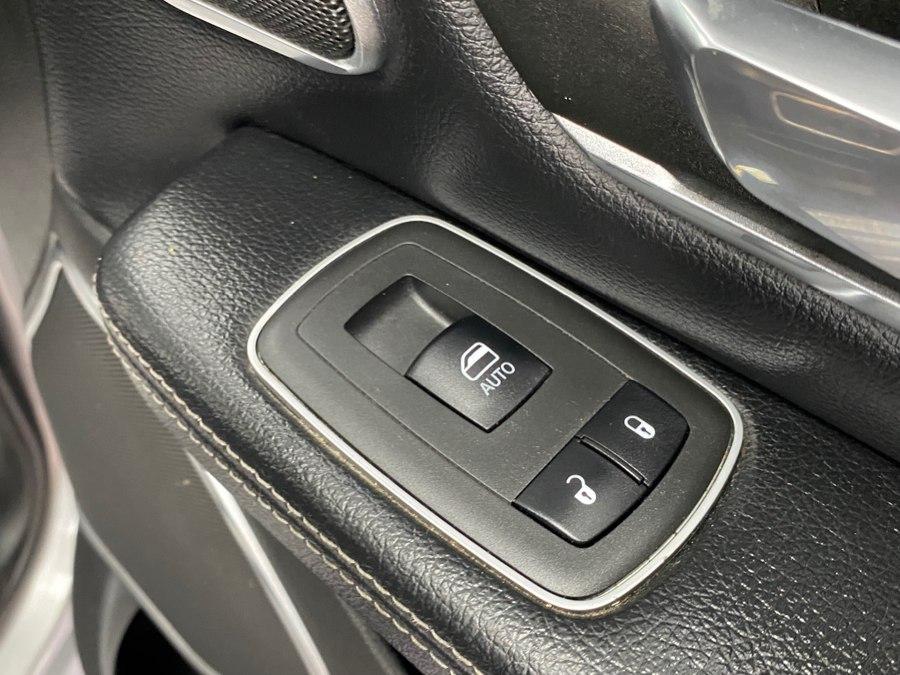 صورة مصغرة 35 لـ 2022 RAM 1500 LARAMIE