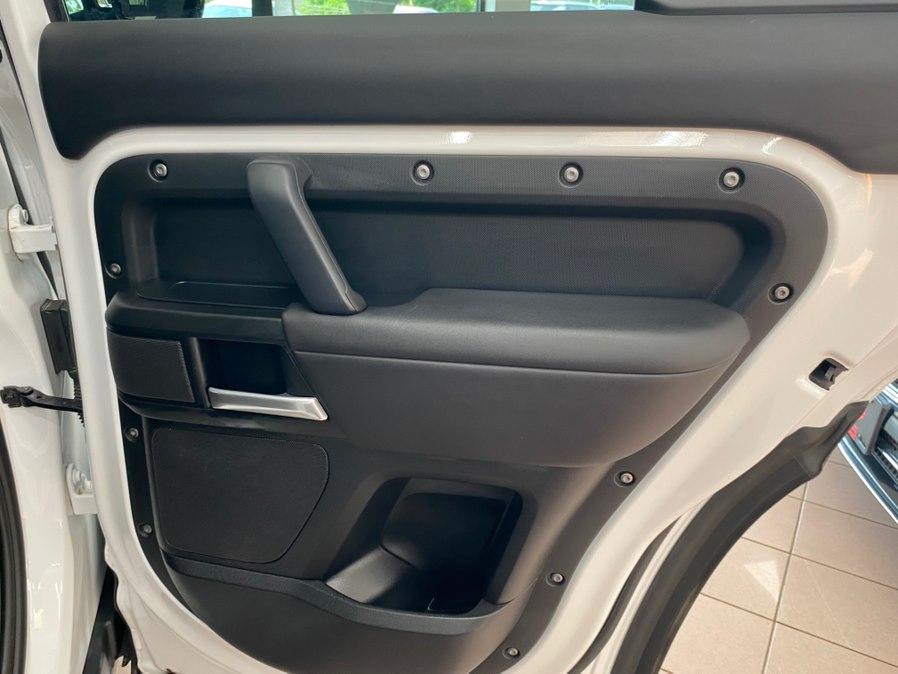 2025 LAND Rover DEFENDER 110 P300 S — миниатюра 38