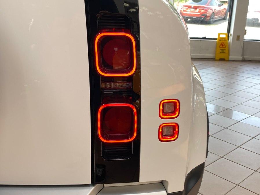 2025 LAND Rover DEFENDER 110 P300 S — миниатюра 16