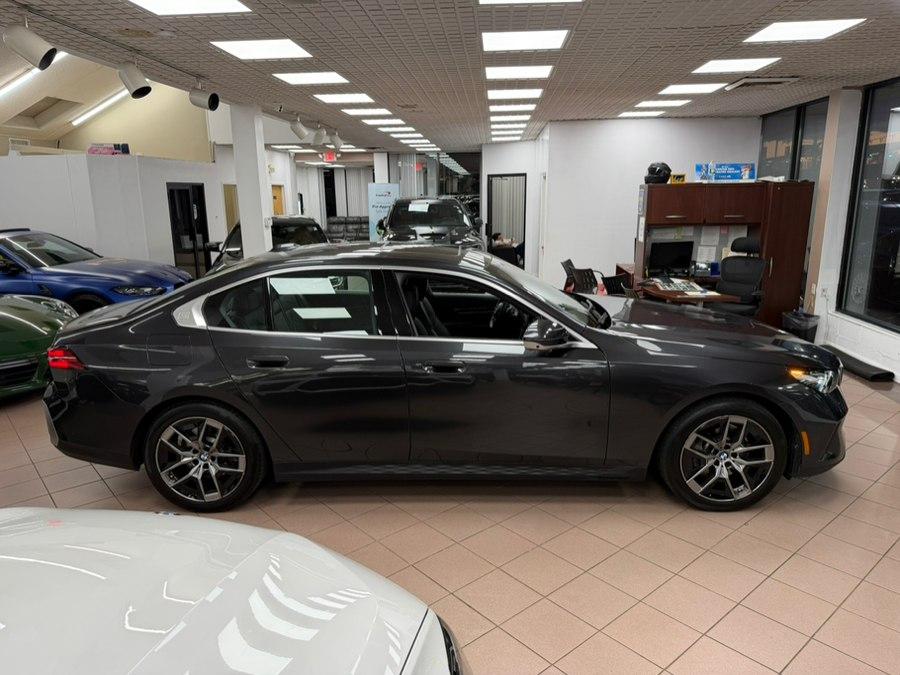 صورة 8 لـ 2026 BMW 530 I XDRIVE