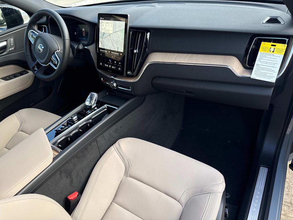 صورة مصغرة 18 لـ 2026 Volvo XC60 B5 CORE