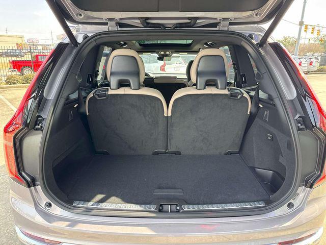 2026 Volvo XC90 ULTRA, B6 AWD GAS (MILD HYBRID), GASOLINE, BR photo 10