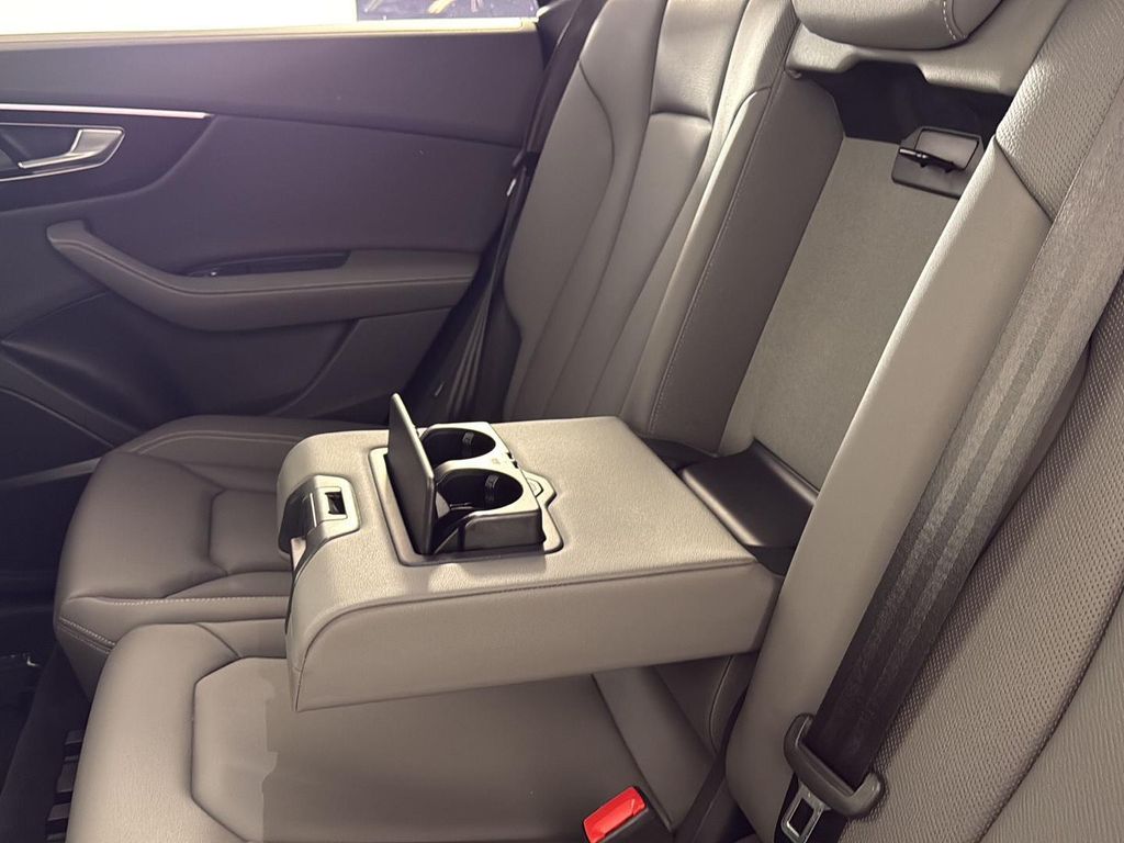 صورة مصغرة 23 لـ 2025 AUDI Q8 55 PREMIUM PLUS