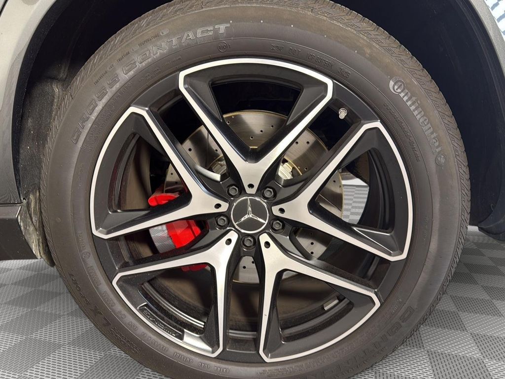 صورة 9 لـ 2026 Mercedes-BENZ AMG GLE 63 S 4MATIC+