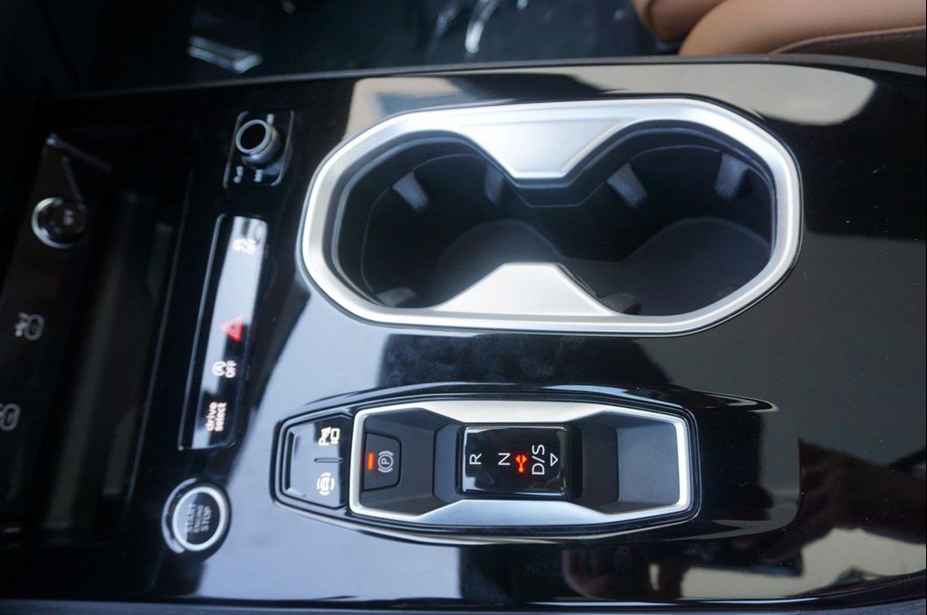 صورة مصغرة 11 لـ 2026 AUDI A6 PREMIUM PLUS QUATTRO S TRONIC