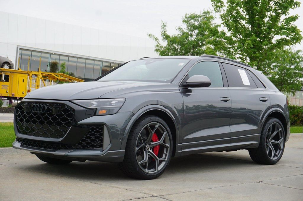 صورة 5 لـ 2025 AUDI RS Q8 4.0T