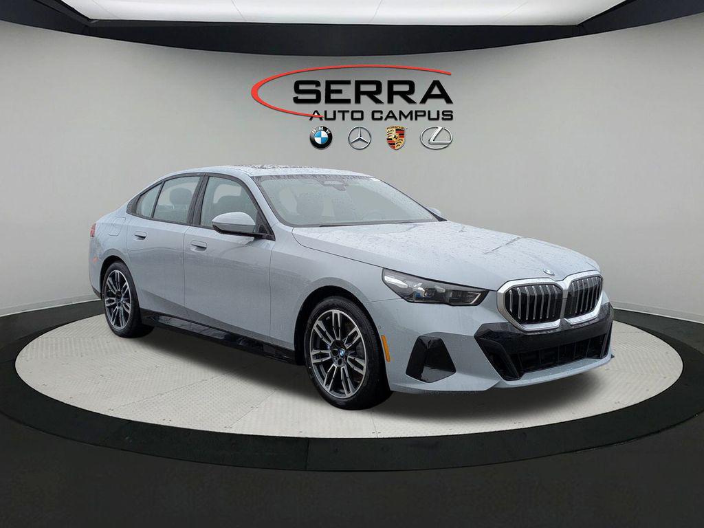 New 2026 BMW 530 i xDrive