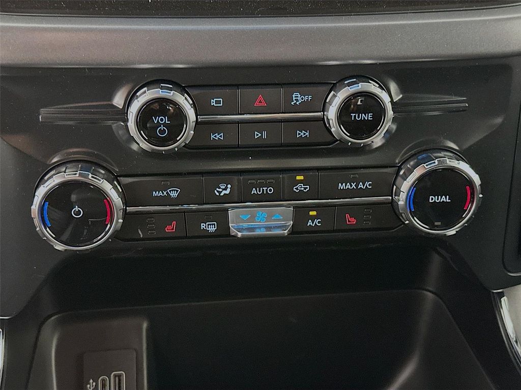 2026 FORD F-150 XLT 照片 9
