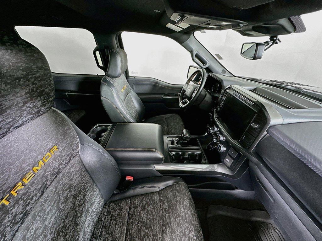 صورة مصغرة 28 لـ 2023 FORD F-150 TREMOR