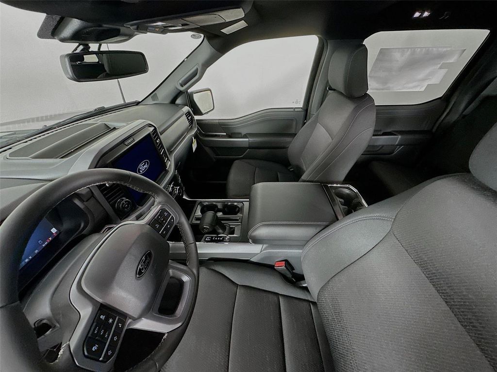 صورة مصغرة 5 لـ 2026 FORD F-150 XLT
