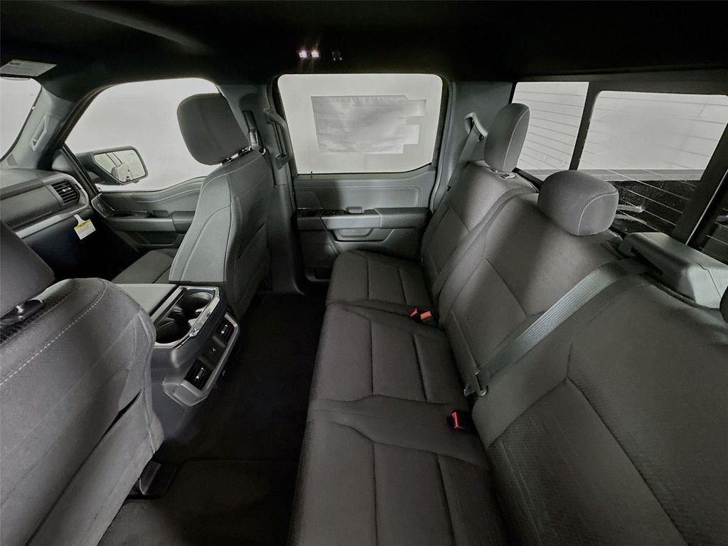 صورة مصغرة 11 لـ 2026 FORD F-150 XLT