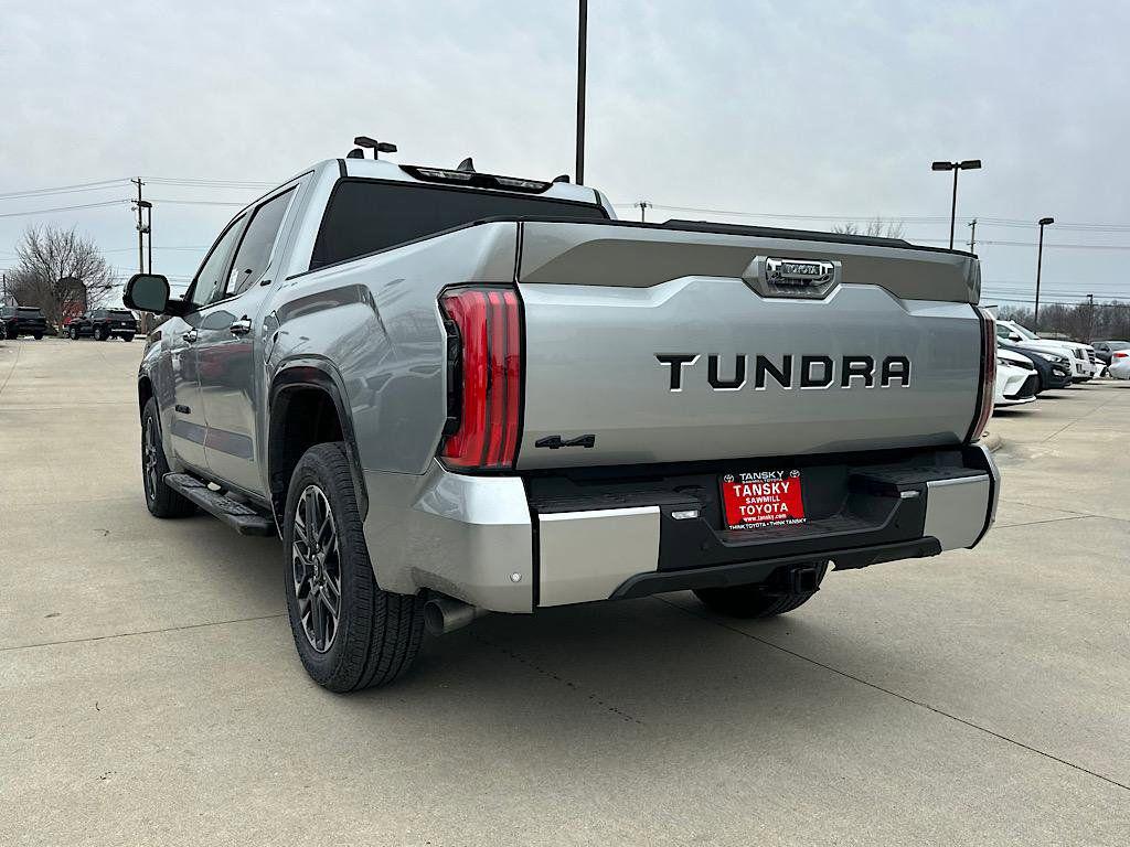 TOYOTA TUNDRA - 3
