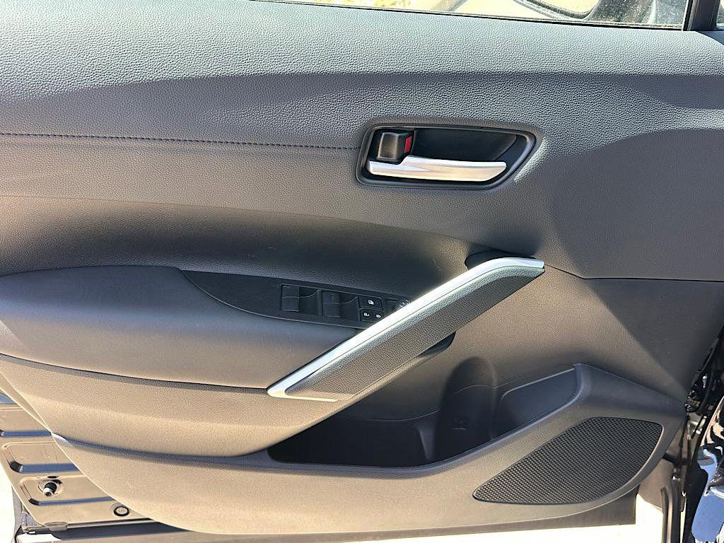 TOYOTA COROLLA CROSS - 9