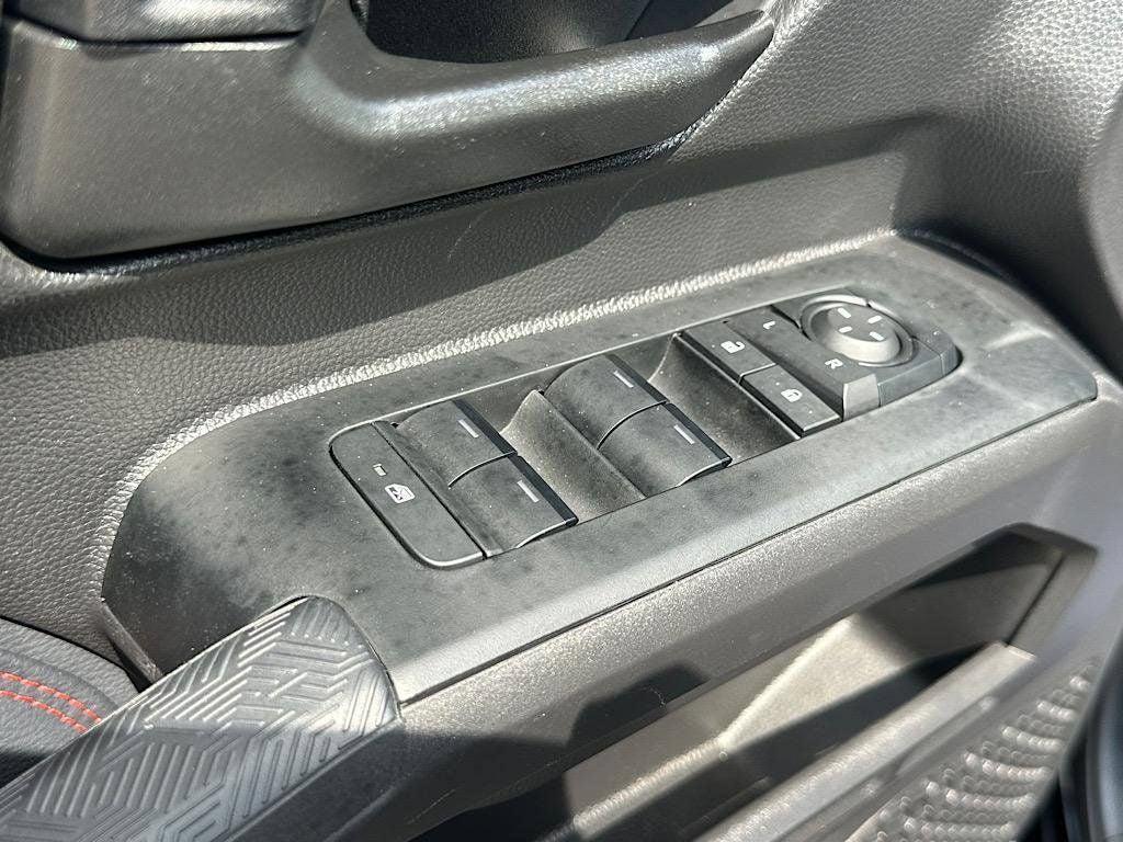 صورة مصغرة 19 لـ 2025 Toyota TACOMA HYBRID TRD PRO