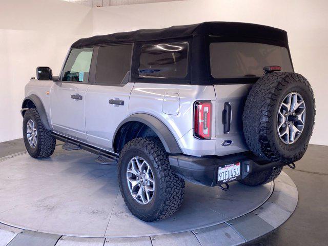 FORD BRONCO - 3