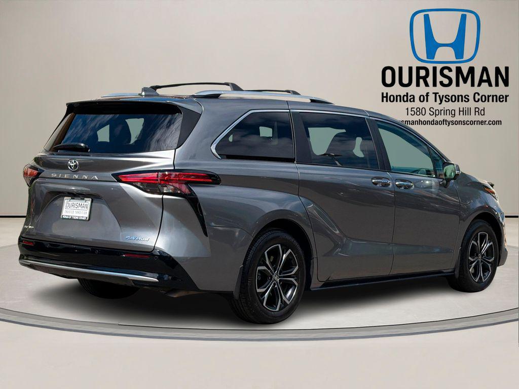 TOYOTA SIENNA - 3