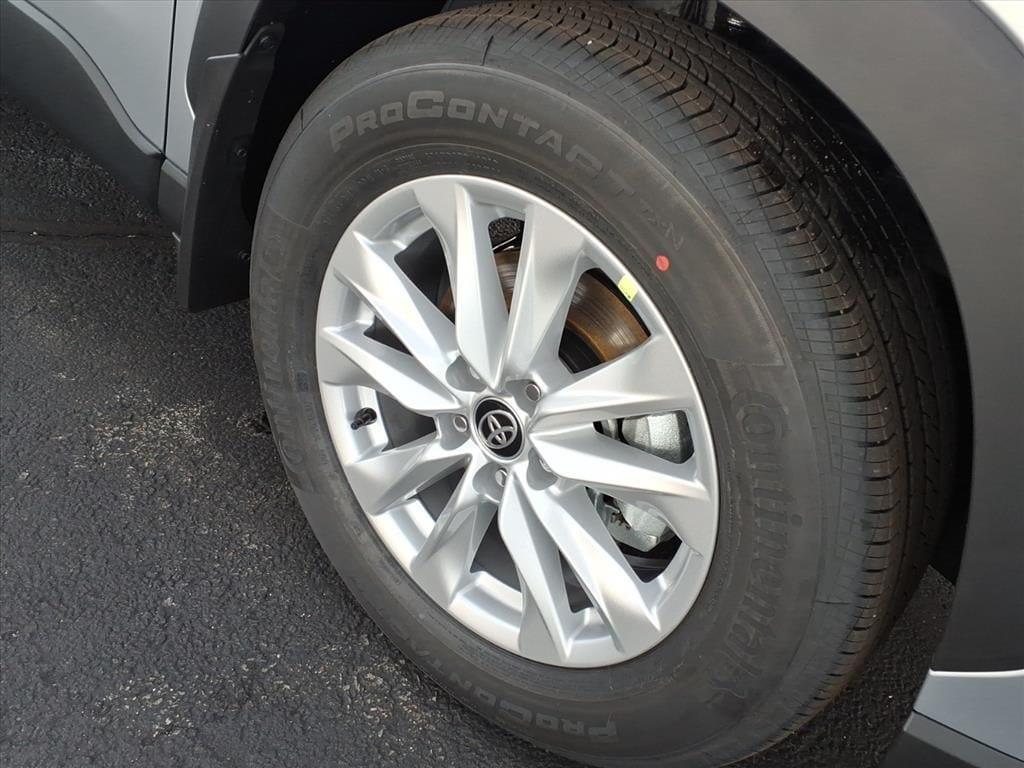 TOYOTA COROLLA CROSS - 8