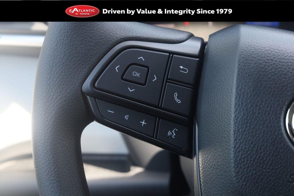 New 2026 Toyota Sienna LE