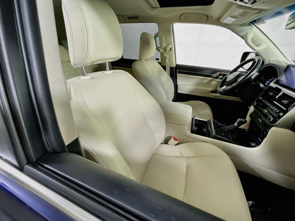 2022 Lexus GX 460 PREMIUM — миниатюра 29