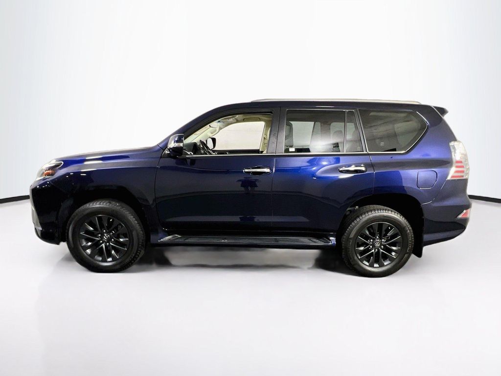 2022 Lexus GX 460 PREMIUM — фото 8