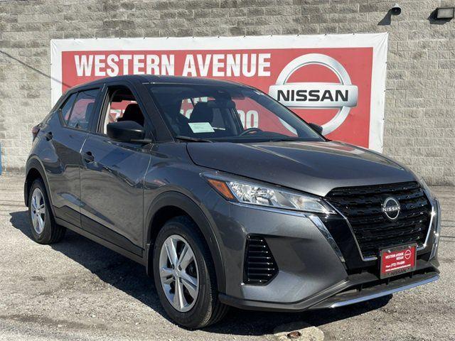 New 2025 Nissan Kicks Play S