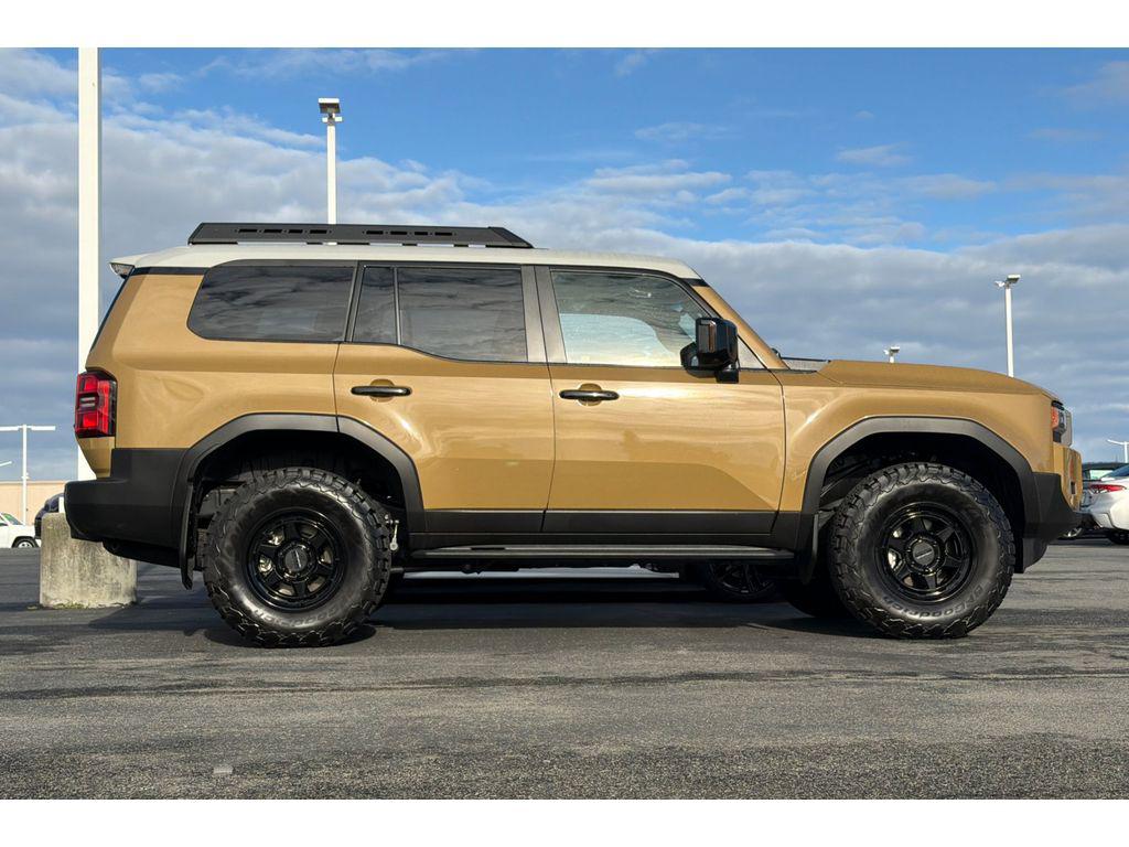 TOYOTA LAND CRUISER - 3