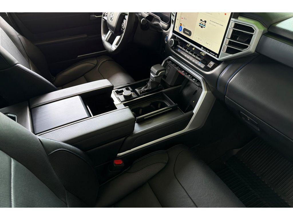 2023 Toyota TUNDRA HYBRID PLATINUM — миниатюра 16