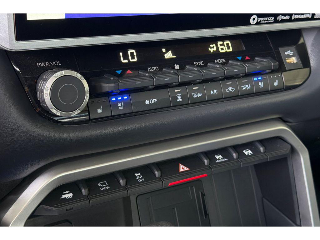 2023 Toyota TUNDRA HYBRID PLATINUM — миниатюра 21