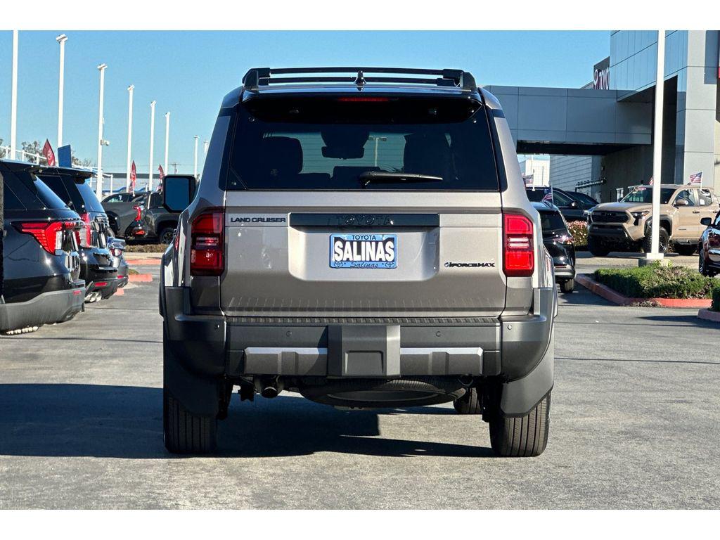 TOYOTA LAND CRUISER - 5