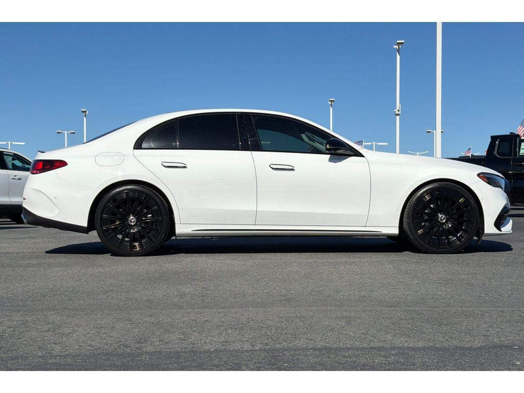 MERCEDES-BENZ E-CLASS - 3