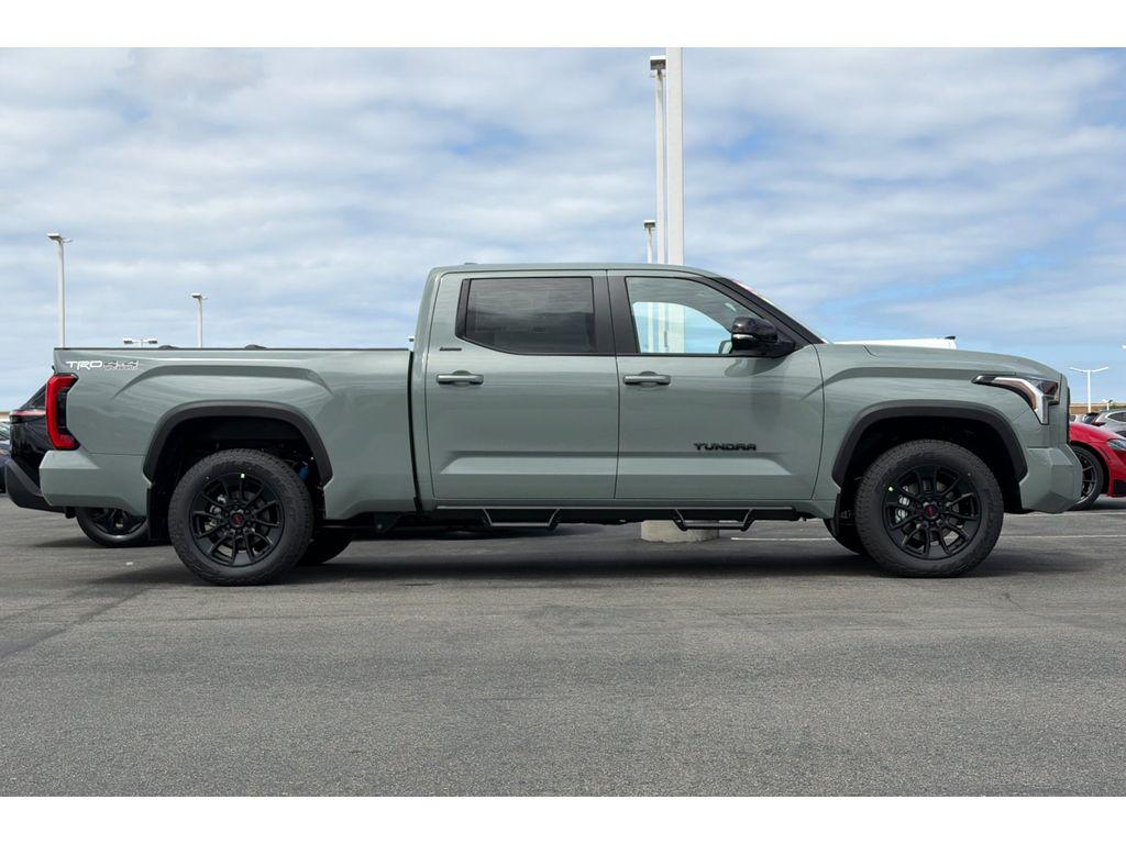 TOYOTA TUNDRA - 3