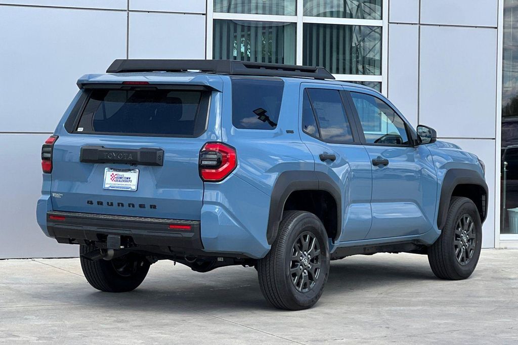 TOYOTA 4RUNNER - 4