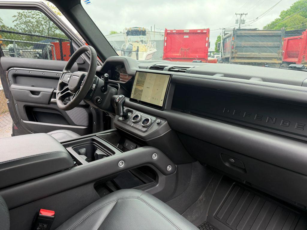 2023 LAND Rover DEFENDER 110 CARPATHIAN EDITION — фото 10