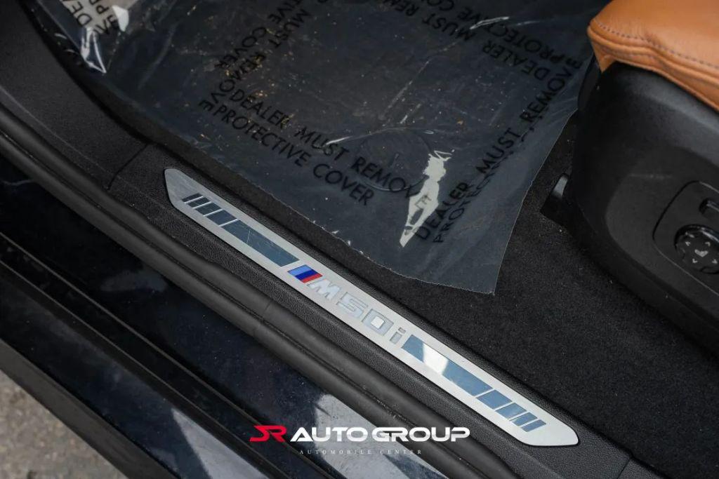 2022 BMW X7 M50I 缩略图 37